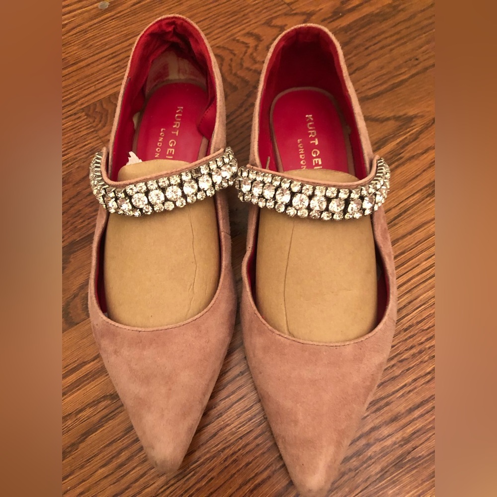 kurt geiger london princley embellished shoes USED
